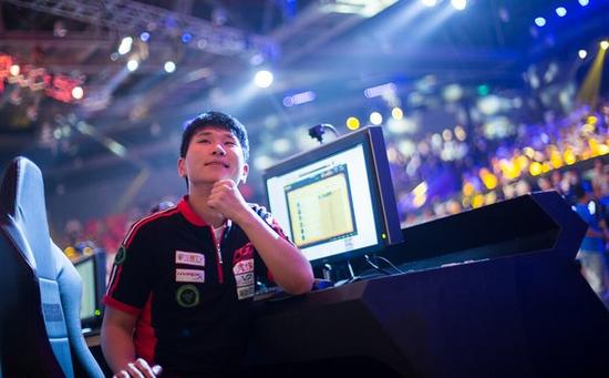 火狐离开LGD 微博透露Acorn将退役？