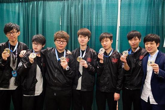 LOL国服第一打野诺言采访：不忘初心，要在EDG拿到世界冠军