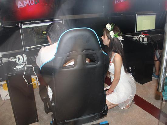 多玩故事会：桃色满面？讲述真实的游戏陪玩