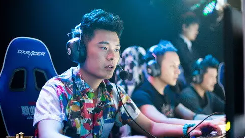 周杰伦进军港股 拟成立电竞战队公司