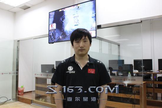 查尔星港专访“鸟哥”XY：要争取再多拿几个冠军