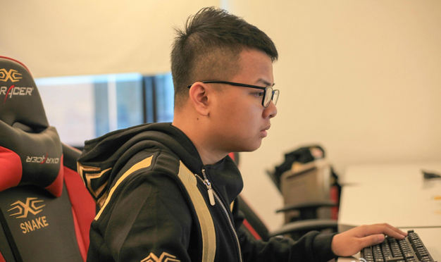 采访越南Faker：不远万里的追梦少年