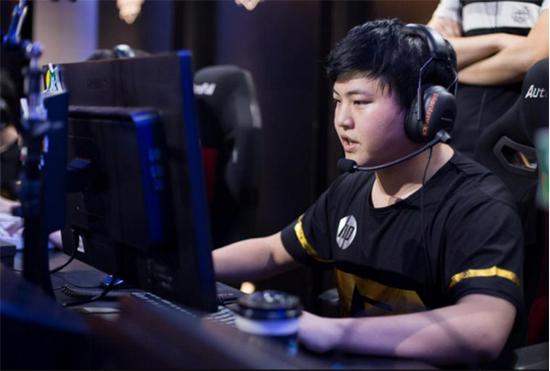 LPL第四周首日前瞻：EDG和RNG豪强会面