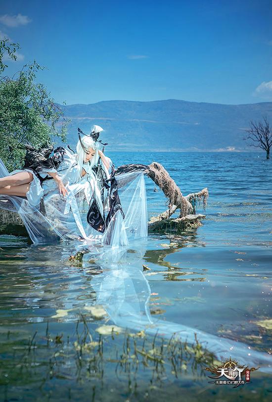 美若画中仙 《天谕》玉虚官方cos惊艳云垂!