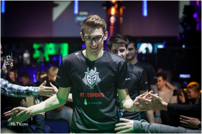 G2以2-0击败LG登顶首届ECS