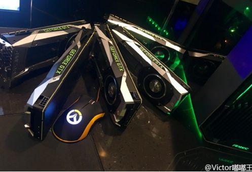 壕！老WE三人组合伙开主题网吧