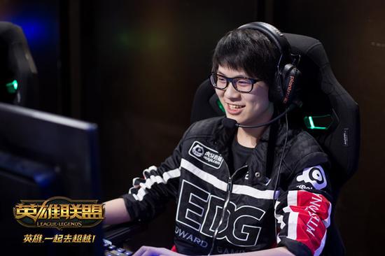 九连胜背后的故事 EDG王者征途从未停止脚步