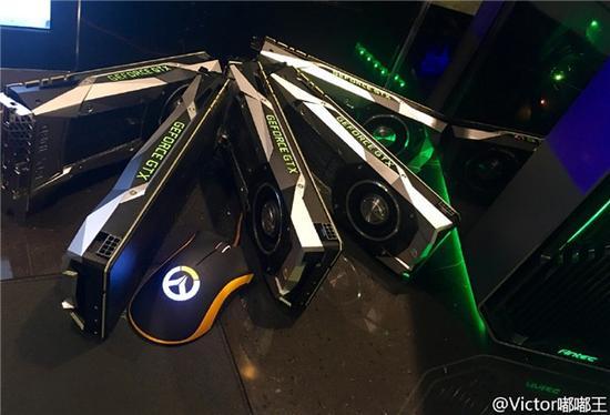 LOL前WE三大成员开的超豪华网咖：80元一小时