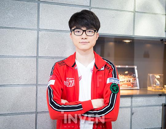 Faker赛后专访：为了打倒ROX我们会一直前进！