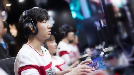 WE完成蜕变逐渐发力 或将成S6门票有力竞争者