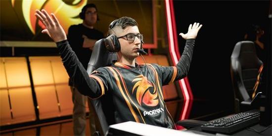 专访Phoenix1战队打野：击败TSM后受到死亡威胁