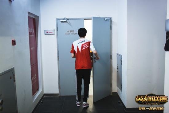 LPL夏季常规赛收官 季后赛8月10日开启