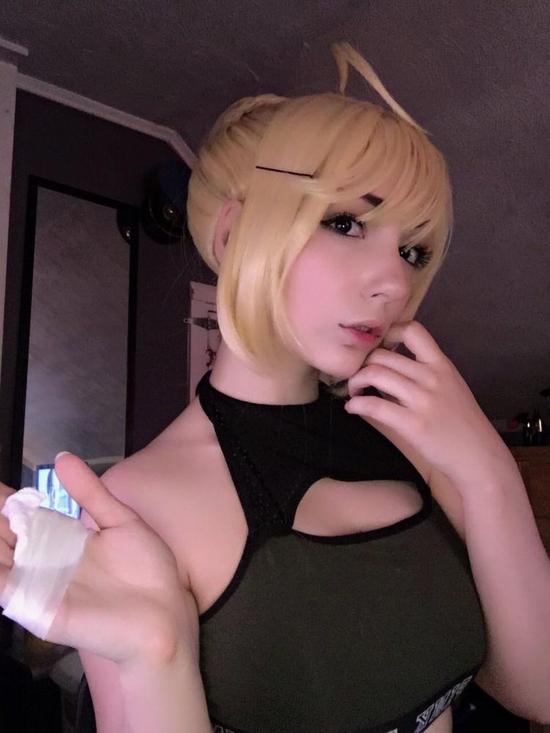 七夕单身狗福利国外cos小美妹子的私房照