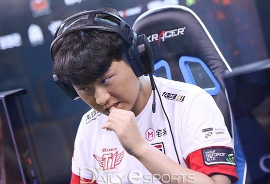 S6总决赛韩媒看思密达：SKT将第三次冠军？