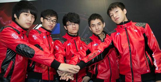 身为英雄联盟外援 Mata应该举中国国旗吗？