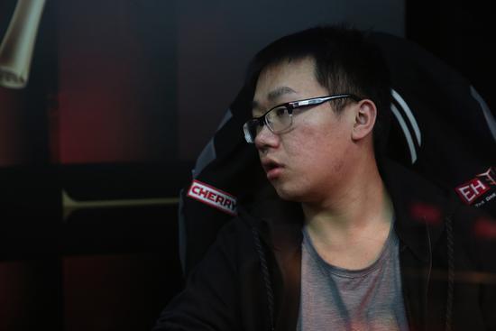 知乎：如何评价老鸡——一个被低估的中单