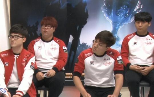 SKT参加节目：Faker赞恩静是伟大的主持人