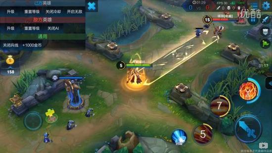 最后一位要介绍的是女娲，她是一个拥有超远攻击射程的法师，可以说是LOL老版本英雄泽拉斯的翻版。