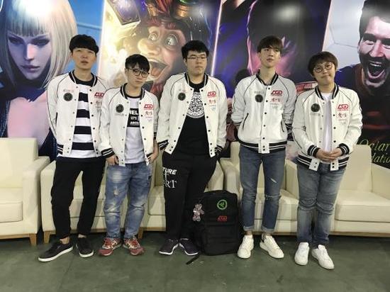 问intrude：你觉得现在在LGD你的团队定位是什么？