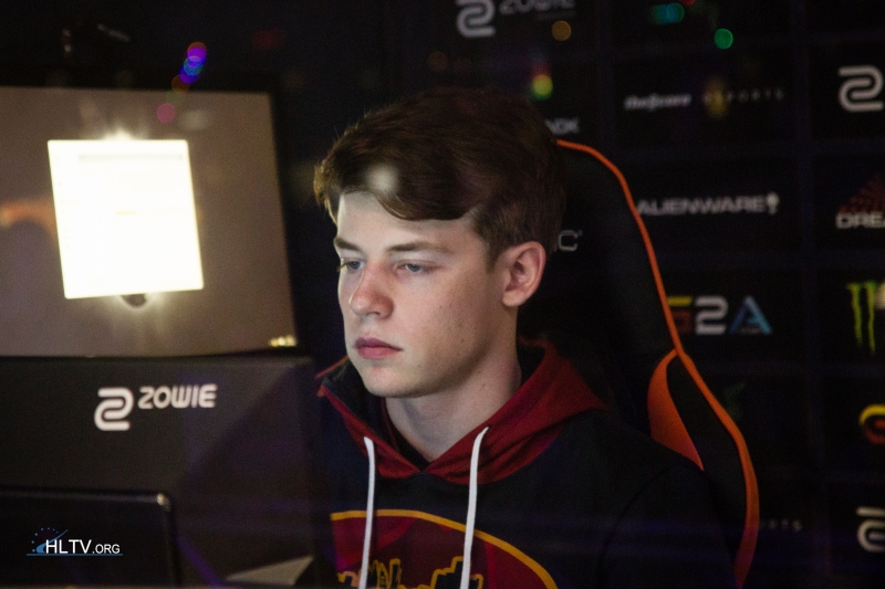 Renegades成为了B组第一