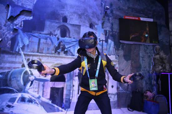 腾讯首款VR游戏猎影计划亮相TGC 逼真体验好评不断