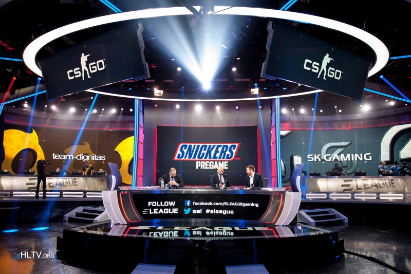 比赛将在ELEAGUE演播厅内进行