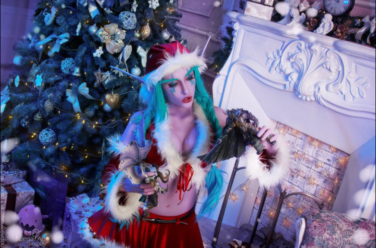 国外玩家COS 自带小福利的冬幕节狂欢者