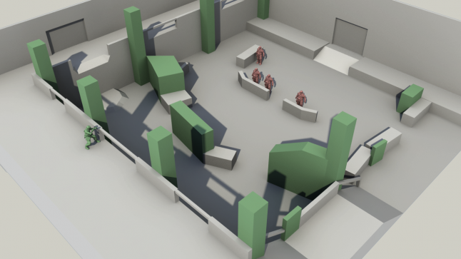 在后面（视野内）只设置一个刷新点，在该点可以跟踪进入场景中敌人。