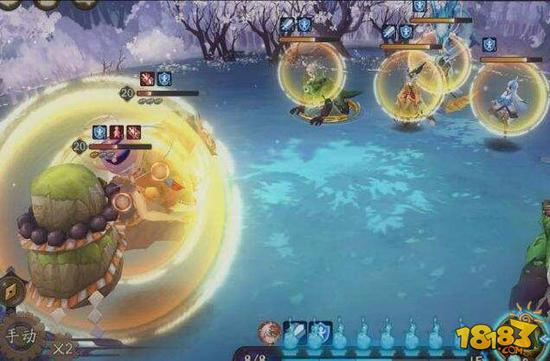 　　最开始我以为只是bug显示，但是这个确确实实能够反弹伤害，也就是说敌方小僧给己方套了一个罩子!