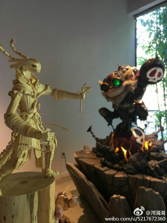 尿毒症LOL玩家用筷子造锤石