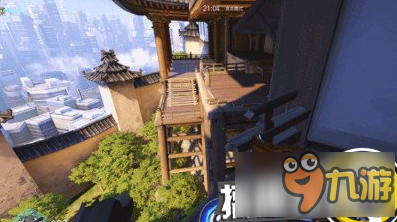 　　麦克雷：翻滚跳