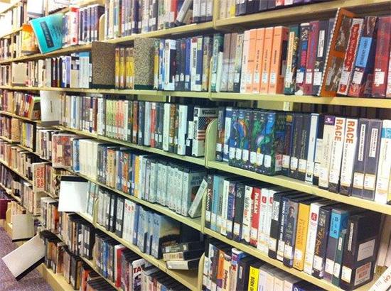 VHS击败Betamax，靠的是色情录像带/Wikipedia