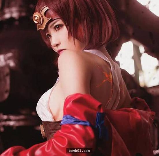 颜值逆天 百变台湾coser神还原游戏动漫角色