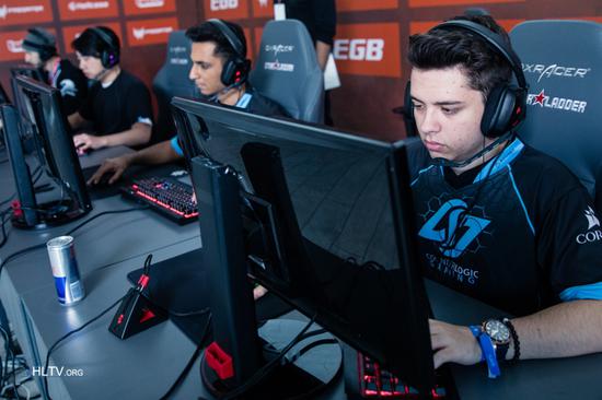 CLG开局不错，但没能坚持到最后