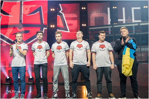 这支HellRaisers阵容首次在StarSeries进入淘汰赛