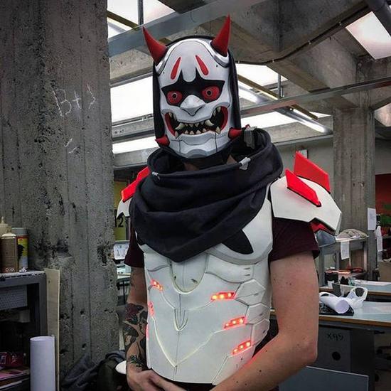 一个帅已经无法形容 守望先锋邪鬼源氏cos