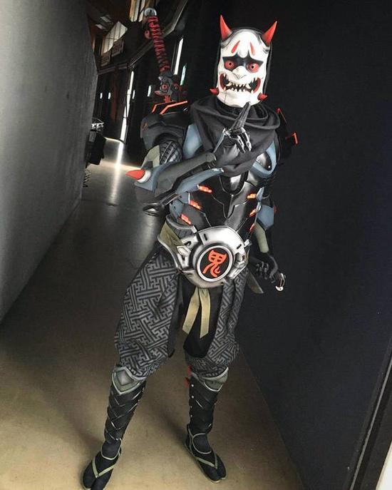 一个帅已经无法形容 守望先锋邪鬼源氏cos