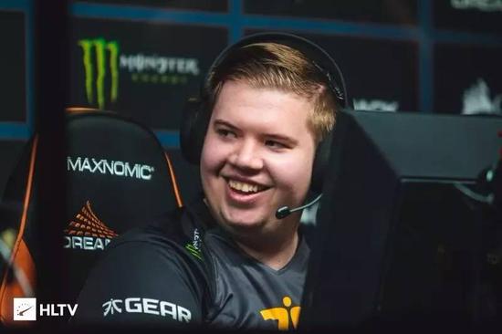 职业哥中论身法，笔者只服猪猪