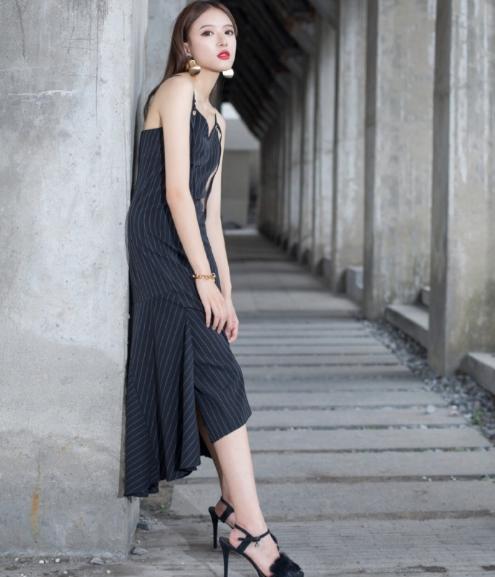 lpl主持骆歆晒昔日长发美照 网友:可爱的男孩子 打call了