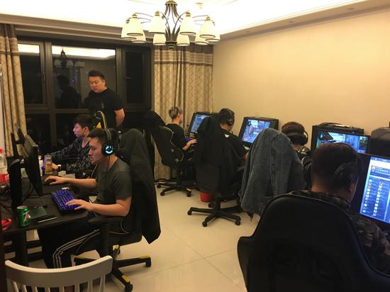 训练中的Tyloo战队