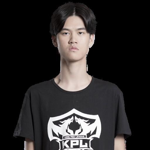 （打野新秀“易峥”）