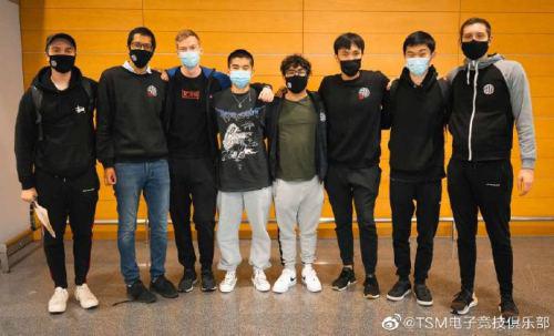 TSM全员安全到达上海：期待在世界赛上与大家见面