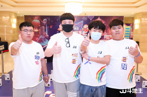 王嘉欣所在战队:天津彩虹宝宝战队