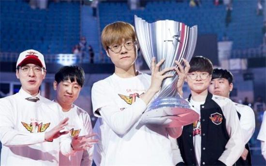 Faker带领新队友志在夺冠