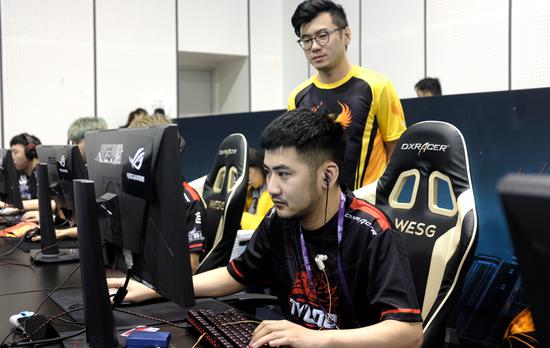 久疏战阵又紧急出征的年轻人·真实大帝！