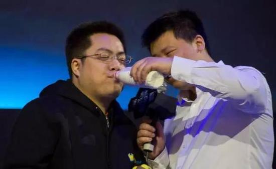 &nbsp; &nbsp; &nbsp;