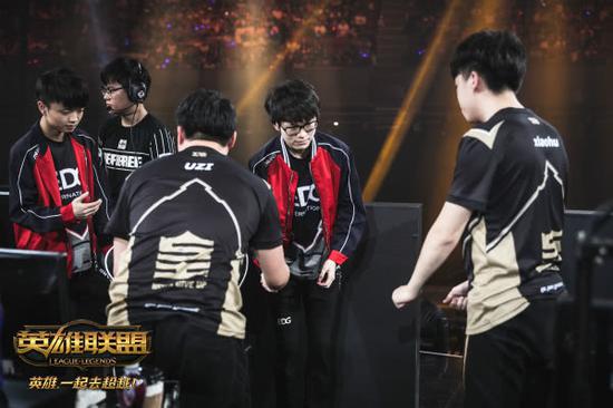 两代天才ADC即将在赛场上再度交锋