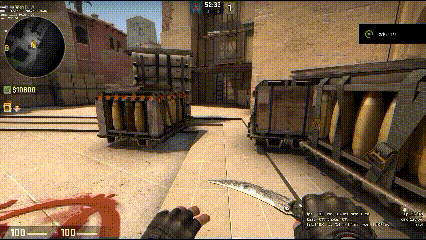 利用身法快速跳到二楼抢提前架枪