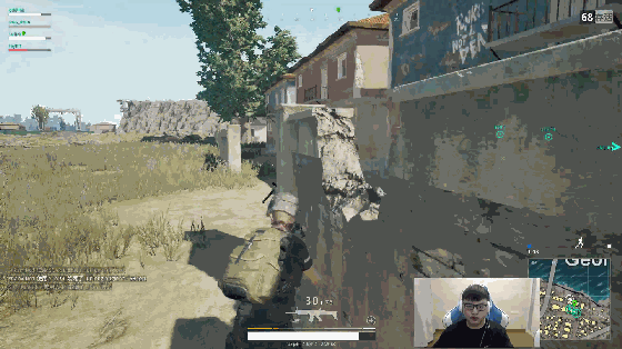 看来吃鸡并不是所有英雄联盟职业选手能玩的像韦神那么好的，虽然Uzi天赋不错，但是吃鸡这款游戏对于他来说还是非常有难度的。