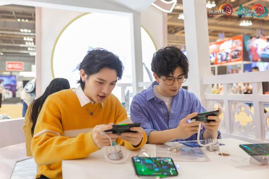 《剑网3·指尖江湖》现场对决